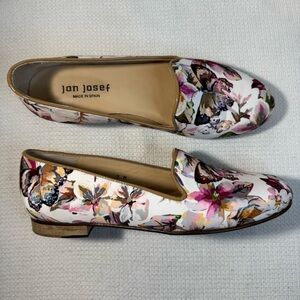 Jon Josef Butterfly Gatsby Floral Women's Loafers - size 7
